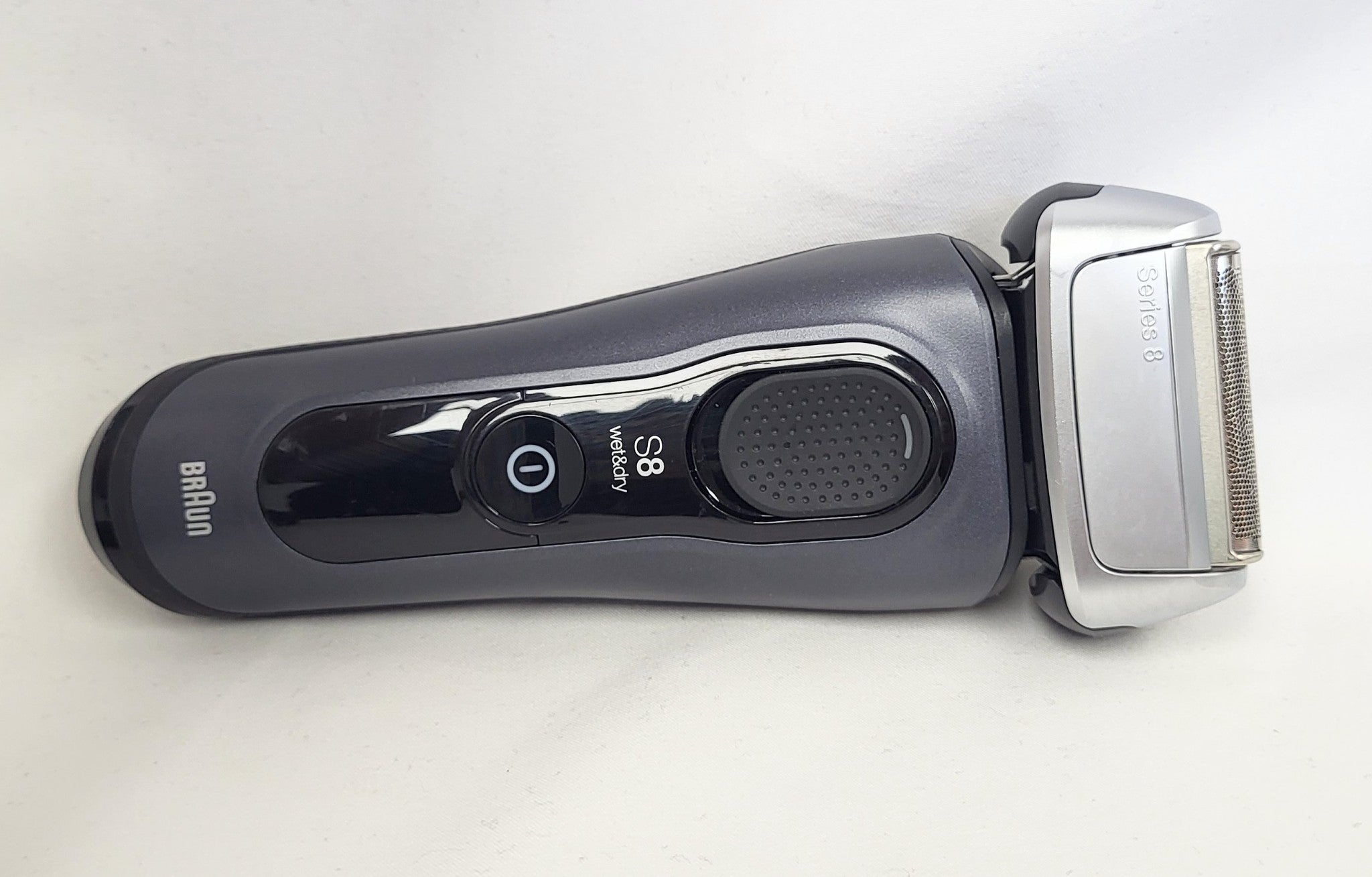 BRAUN S8 Series Wet & Dry Electric Shaver with Charger