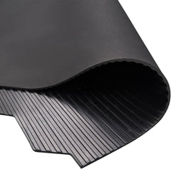 Amazon Basics Heavyweight Bed Mat fits Silverado & Sierra 2019+, 5.8' Bed
