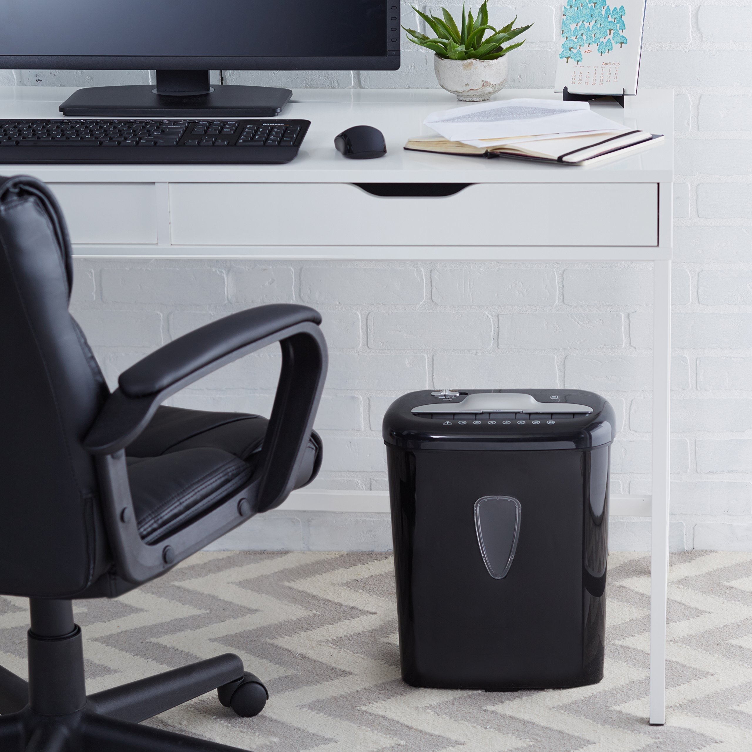 Amazon Basics 6-Sheet Micro-Cut Paper, and Credit Card Shredder